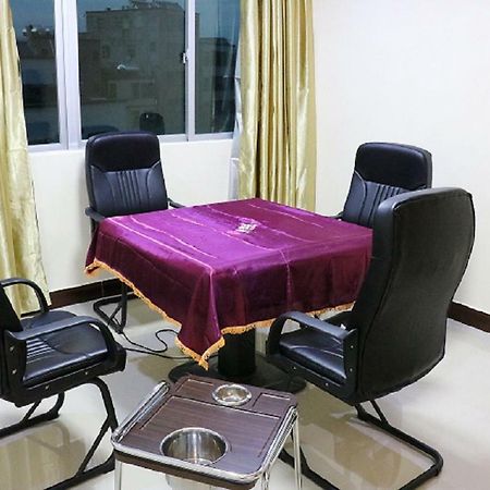 Longhui Business Hotel 惠州 外观 照片