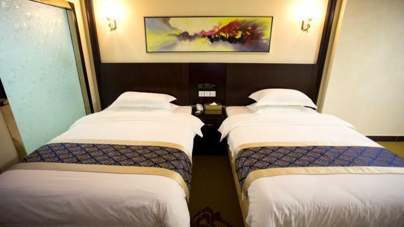 Longhui Business Hotel 惠州 外观 照片