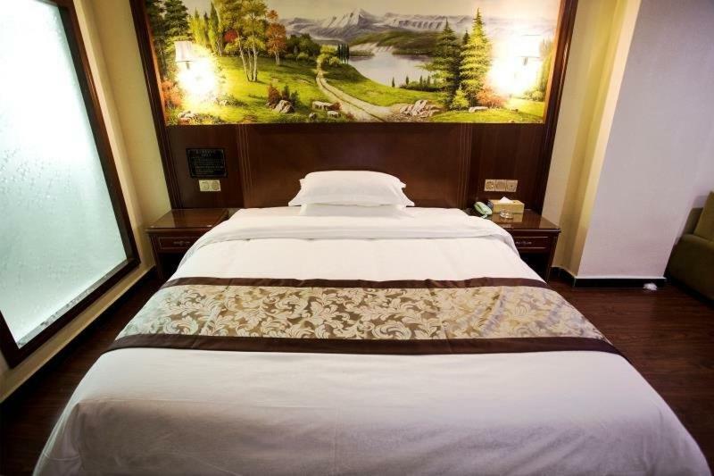 Longhui Business Hotel 惠州 外观 照片