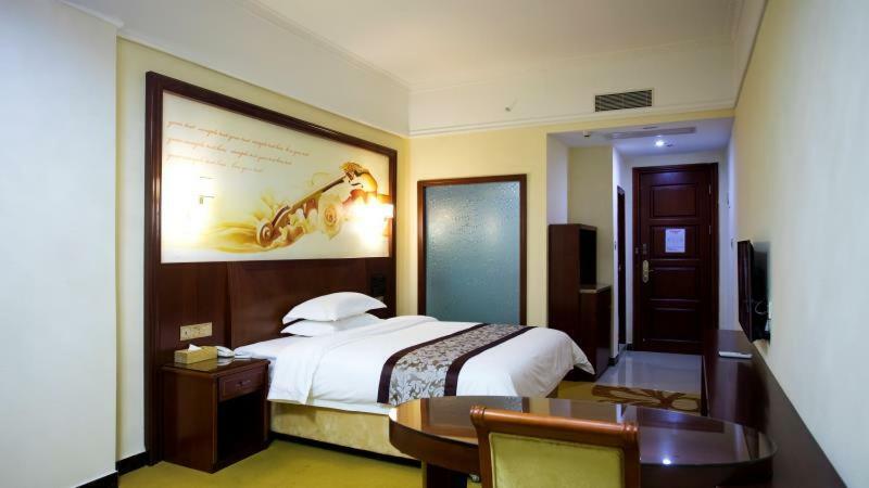 Longhui Business Hotel 惠州 外观 照片